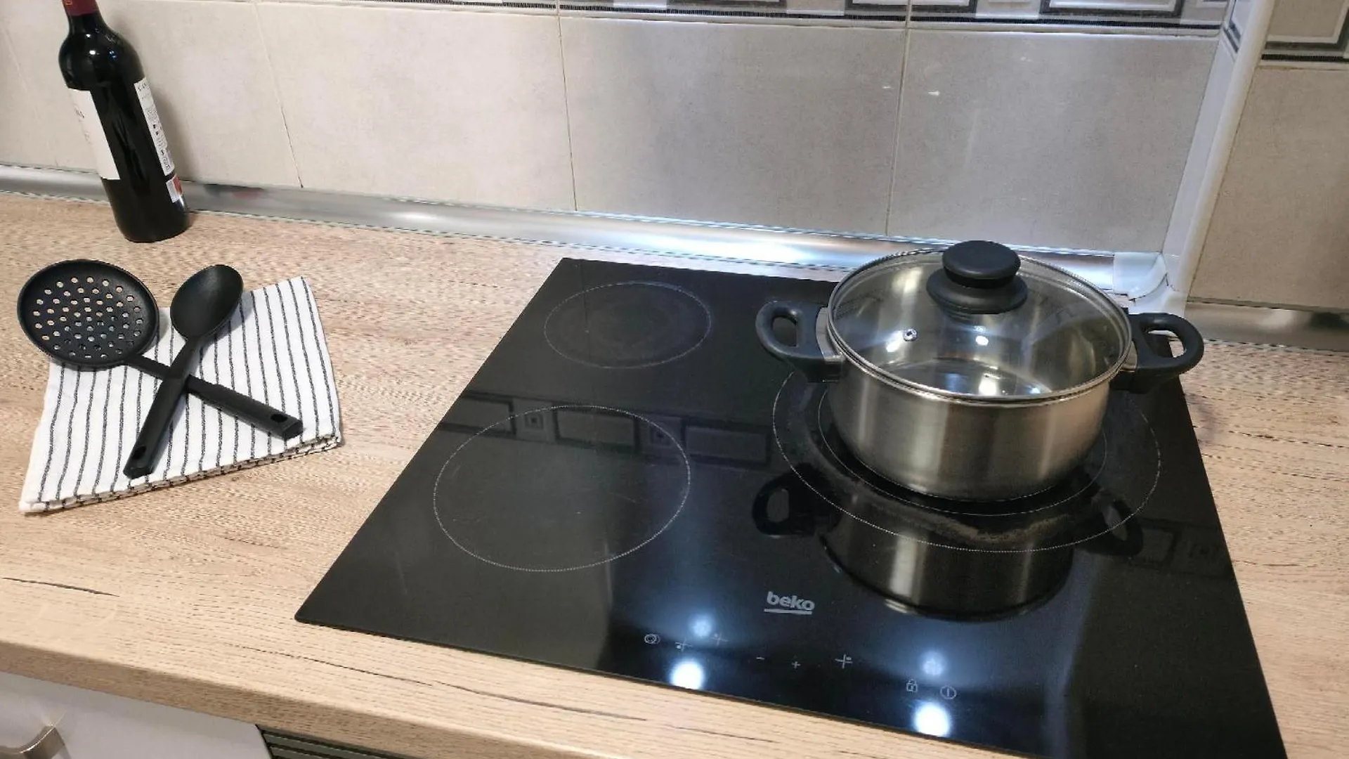 Apartamento Baran - Free Parking Gratis Armilla 0*,